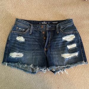 womens HOLLISTER shorts size 7